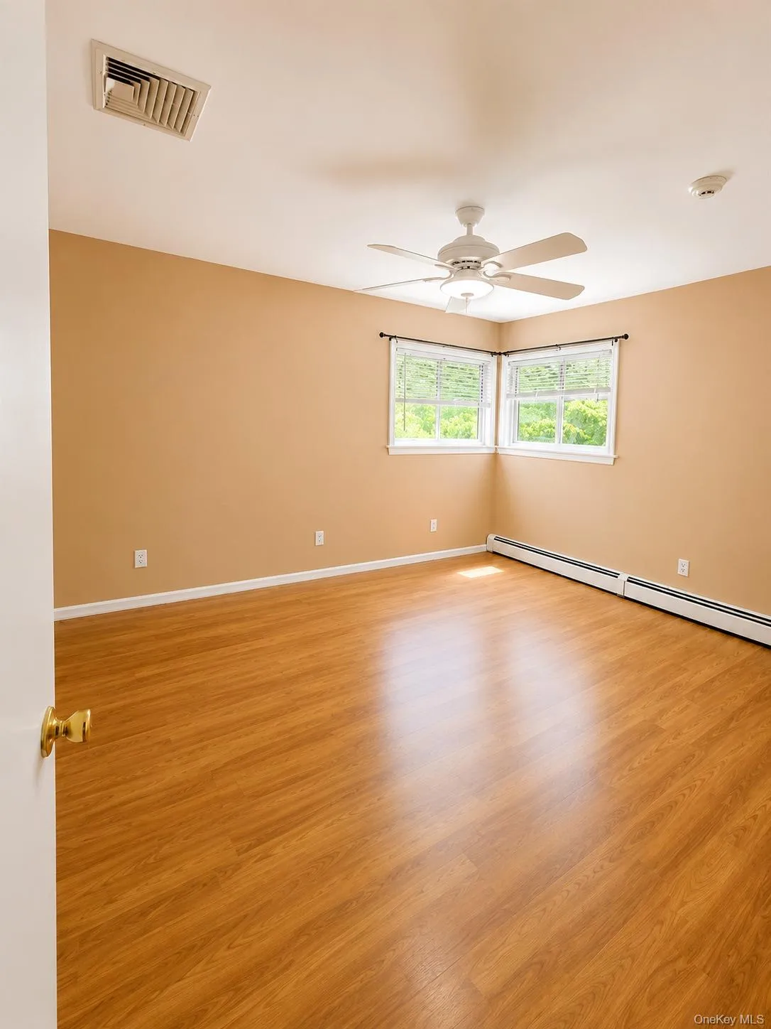 54 Capt Shankey Drive, Haverstraw, NY, 3 Bedrooms Bedrooms, 8 Rooms Rooms,1 BathroomBathrooms,Residential Lease,For Rent,Capt Shankey,0,1029366 54 Capt Shankey Drive, Haverstraw, NY, 3 Bedrooms Bedrooms, 8 Rooms Rooms,1 BathroomBathrooms,Residential Lease,For Rent,Capt Shankey,0,1029366