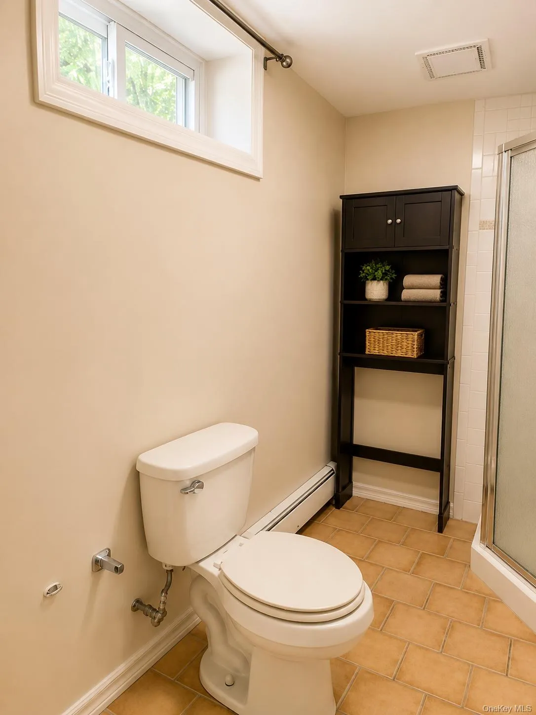 54 Capt Shankey Drive, Haverstraw, NY, 3 Bedrooms Bedrooms, 8 Rooms Rooms,1 BathroomBathrooms,Residential Lease,For Rent,Capt Shankey,0,1029366 54 Capt Shankey Drive, Haverstraw, NY, 3 Bedrooms Bedrooms, 8 Rooms Rooms,1 BathroomBathrooms,Residential Lease,For Rent,Capt Shankey,0,1029366