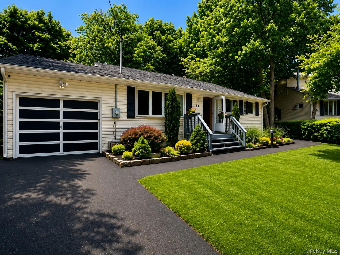 54 Capt Shankey Drive, Haverstraw, NY, 3 Bedrooms Bedrooms, 8 Rooms Rooms,1 BathroomBathrooms,Residential Lease,For Rent,Capt Shankey,0,1029366 54 Capt Shankey Drive, Haverstraw, NY, 3 Bedrooms Bedrooms, 8 Rooms Rooms,1 BathroomBathrooms,Residential Lease,For Rent,Capt Shankey,0,1029366