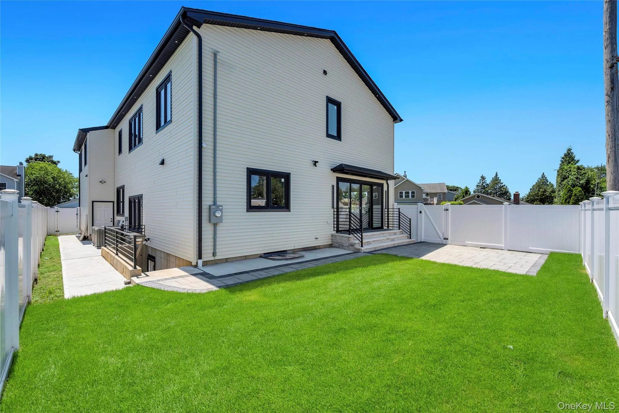 2497 Balsam Avenue, Hempstead, NY, 5 Bedrooms Bedrooms, 12 Rooms Rooms,6 BathroomsBathrooms,Residential,For Rent,Balsam,0,1029368 2497 Balsam Avenue, Hempstead, NY, 5 Bedrooms Bedrooms, 12 Rooms Rooms,6 BathroomsBathrooms,Residential,For Rent,Balsam,0,1029368