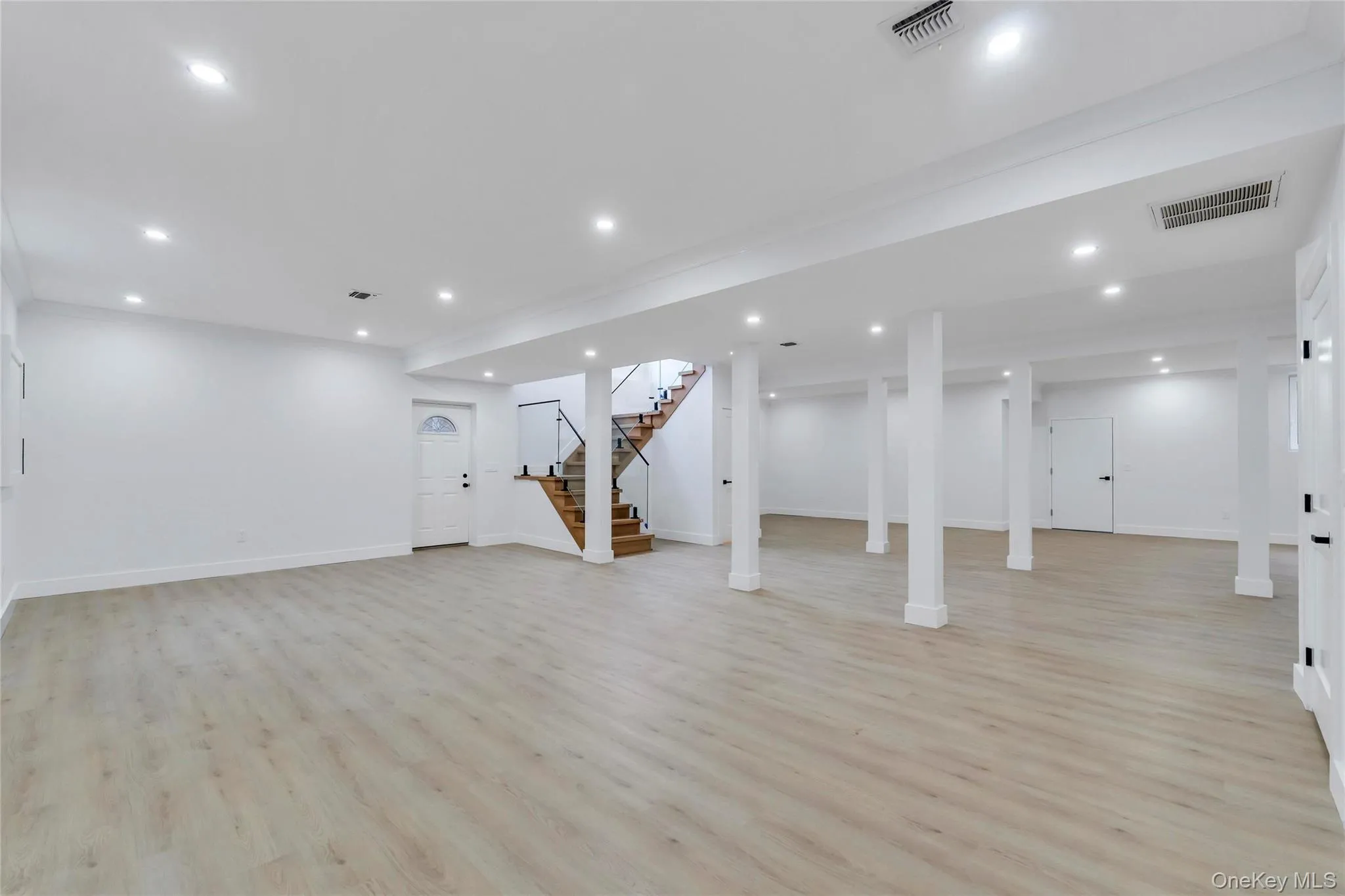 2497 Balsam Avenue, Hempstead, NY, 5 Bedrooms Bedrooms, 12 Rooms Rooms,6 BathroomsBathrooms,Residential,For Rent,Balsam,0,1029368 2497 Balsam Avenue, Hempstead, NY, 5 Bedrooms Bedrooms, 12 Rooms Rooms,6 BathroomsBathrooms,Residential,For Rent,Balsam,0,1029368