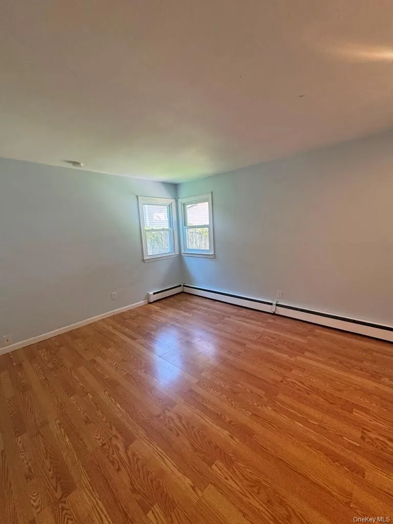 133 Shinnecock Avenue, Brookhaven, NY, 3 Bedrooms Bedrooms, 7 Rooms Rooms,1 BathroomBathrooms,Residential Lease,For Rent,Shinnecock,0,1029375 133 Shinnecock Avenue, Brookhaven, NY, 3 Bedrooms Bedrooms, 7 Rooms Rooms,1 BathroomBathrooms,Residential Lease,For Rent,Shinnecock,0,1029375