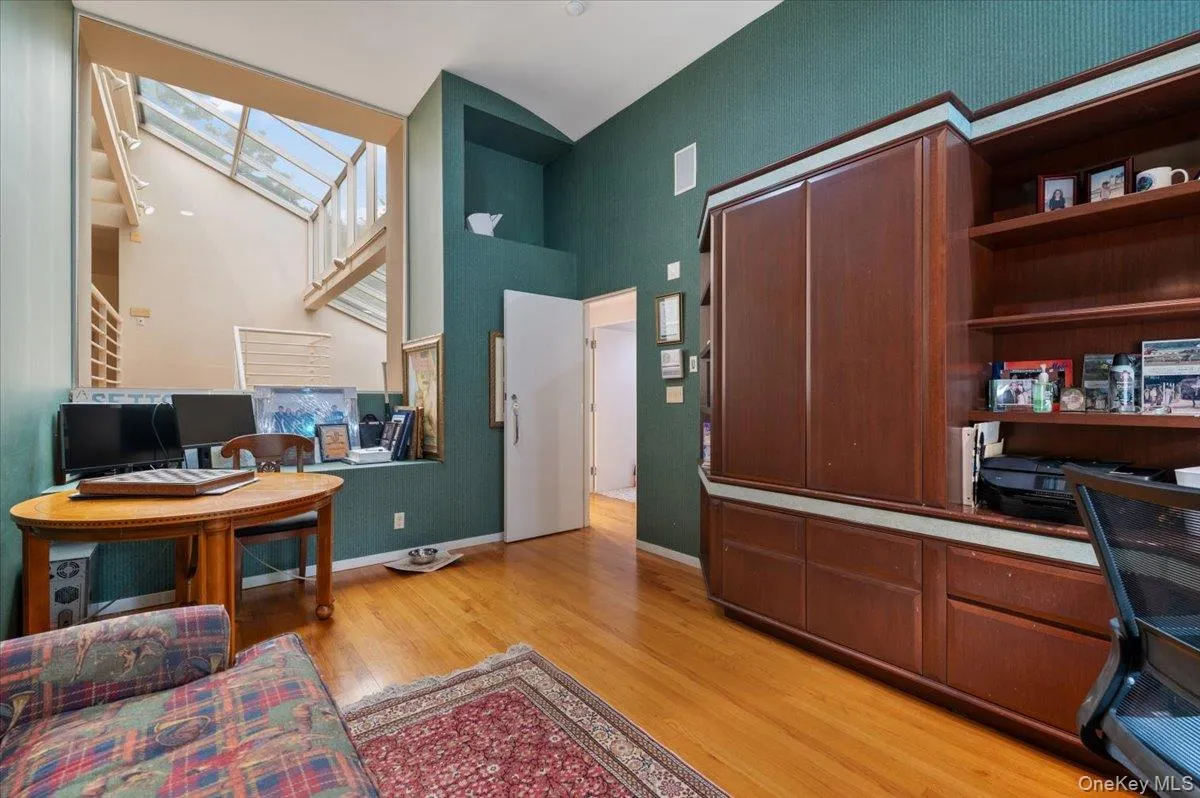 24 Emerson Road, Oyster Bay, NY, 6 Bedrooms Bedrooms, 18 Rooms Rooms,7 BathroomsBathrooms,Residential,For Rent,Emerson,0,1029380 24 Emerson Road, Oyster Bay, NY, 6 Bedrooms Bedrooms, 18 Rooms Rooms,7 BathroomsBathrooms,Residential,For Rent,Emerson,0,1029380