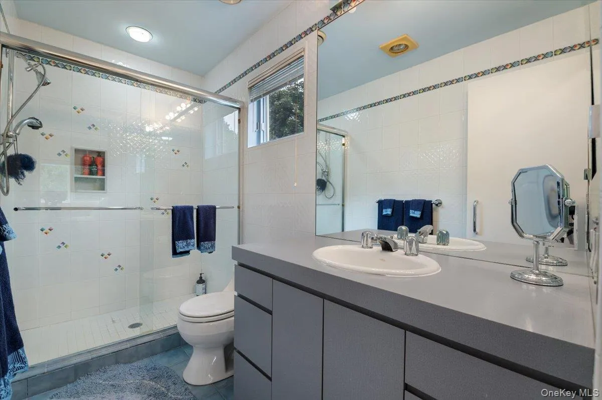 24 Emerson Road, Oyster Bay, NY, 6 Bedrooms Bedrooms, 18 Rooms Rooms,7 BathroomsBathrooms,Residential,For Rent,Emerson,0,1029380 24 Emerson Road, Oyster Bay, NY, 6 Bedrooms Bedrooms, 18 Rooms Rooms,7 BathroomsBathrooms,Residential,For Rent,Emerson,0,1029380