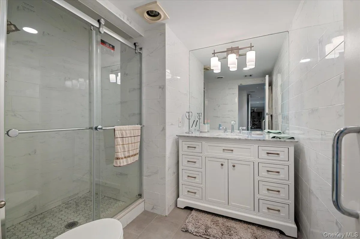 24 Emerson Road, Oyster Bay, NY, 6 Bedrooms Bedrooms, 18 Rooms Rooms,7 BathroomsBathrooms,Residential,For Rent,Emerson,0,1029380 24 Emerson Road, Oyster Bay, NY, 6 Bedrooms Bedrooms, 18 Rooms Rooms,7 BathroomsBathrooms,Residential,For Rent,Emerson,0,1029380