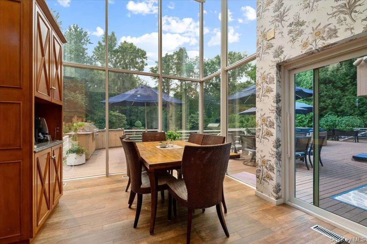 24 Emerson Road, Oyster Bay, NY, 6 Bedrooms Bedrooms, 18 Rooms Rooms,7 BathroomsBathrooms,Residential,For Rent,Emerson,0,1029380 24 Emerson Road, Oyster Bay, NY, 6 Bedrooms Bedrooms, 18 Rooms Rooms,7 BathroomsBathrooms,Residential,For Rent,Emerson,0,1029380