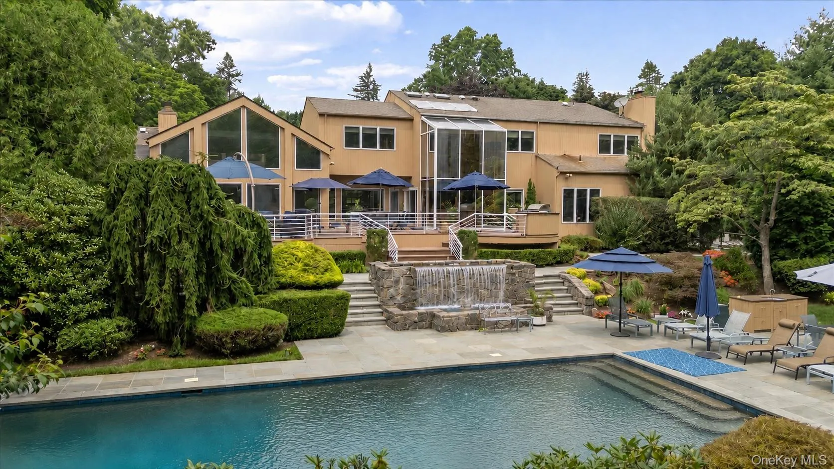 24 Emerson Road, Oyster Bay, NY, 6 Bedrooms Bedrooms, 18 Rooms Rooms,7 BathroomsBathrooms,Residential,For Rent,Emerson,0,1029380 24 Emerson Road, Oyster Bay, NY, 6 Bedrooms Bedrooms, 18 Rooms Rooms,7 BathroomsBathrooms,Residential,For Rent,Emerson,0,1029380