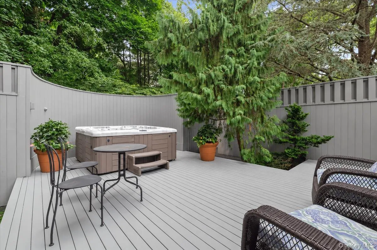 24 Emerson Road, Oyster Bay, NY, 6 Bedrooms Bedrooms, 18 Rooms Rooms,7 BathroomsBathrooms,Residential,For Rent,Emerson,0,1029380 24 Emerson Road, Oyster Bay, NY, 6 Bedrooms Bedrooms, 18 Rooms Rooms,7 BathroomsBathrooms,Residential,For Rent,Emerson,0,1029380