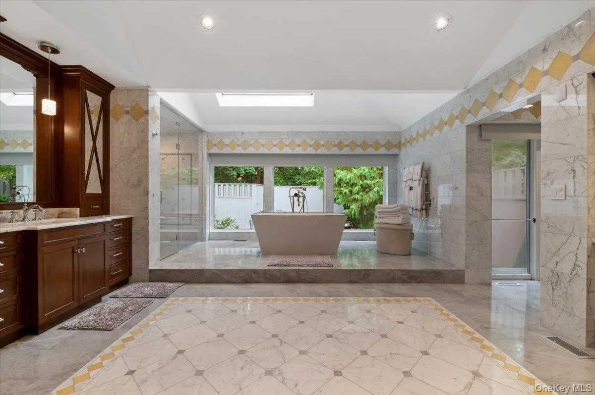 24 Emerson Road, Oyster Bay, NY, 6 Bedrooms Bedrooms, 18 Rooms Rooms,7 BathroomsBathrooms,Residential,For Rent,Emerson,0,1029380 24 Emerson Road, Oyster Bay, NY, 6 Bedrooms Bedrooms, 18 Rooms Rooms,7 BathroomsBathrooms,Residential,For Rent,Emerson,0,1029380
