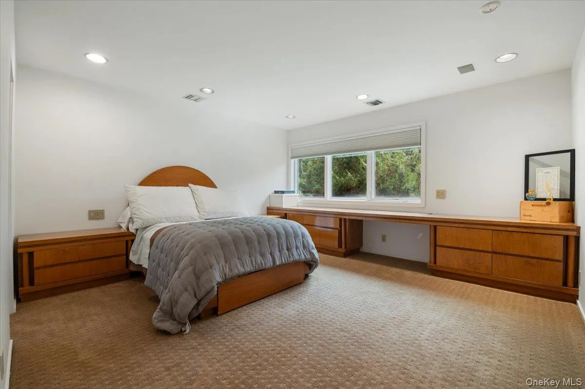 24 Emerson Road, Oyster Bay, NY, 6 Bedrooms Bedrooms, 18 Rooms Rooms,7 BathroomsBathrooms,Residential,For Rent,Emerson,0,1029380 24 Emerson Road, Oyster Bay, NY, 6 Bedrooms Bedrooms, 18 Rooms Rooms,7 BathroomsBathrooms,Residential,For Rent,Emerson,0,1029380
