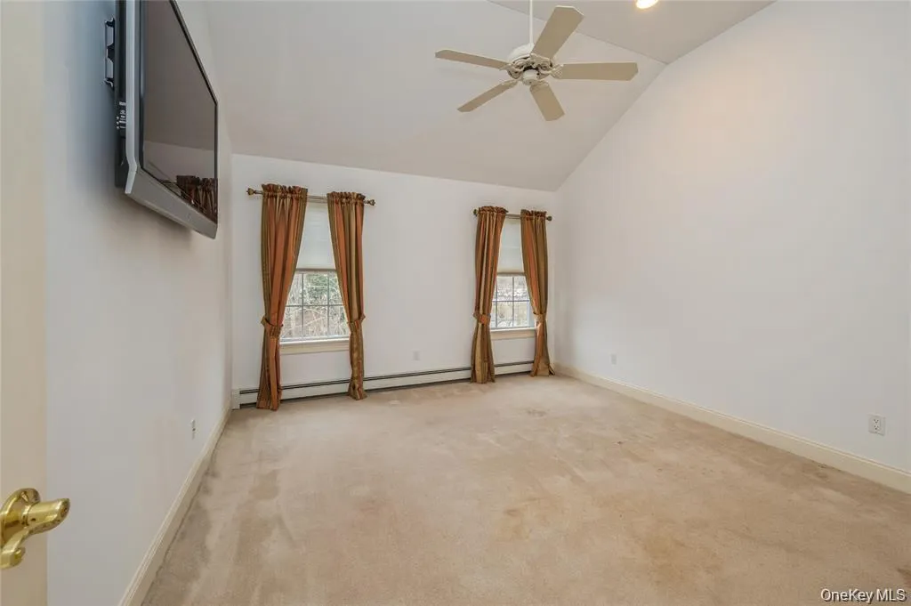 22 Meadow Court, Islip, NY, 2 Bedrooms Bedrooms, 6 Rooms Rooms,2 BathroomsBathrooms,Residential,For Rent,Meadow,0,1029383 22 Meadow Court, Islip, NY, 2 Bedrooms Bedrooms, 6 Rooms Rooms,2 BathroomsBathrooms,Residential,For Rent,Meadow,0,1029383