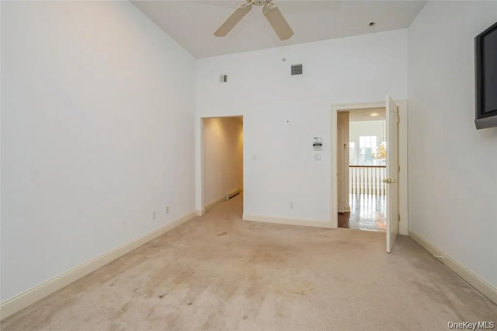 22 Meadow Court, Islip, NY, 2 Bedrooms Bedrooms, 6 Rooms Rooms,2 BathroomsBathrooms,Residential,For Rent,Meadow,0,1029383 22 Meadow Court, Islip, NY, 2 Bedrooms Bedrooms, 6 Rooms Rooms,2 BathroomsBathrooms,Residential,For Rent,Meadow,0,1029383