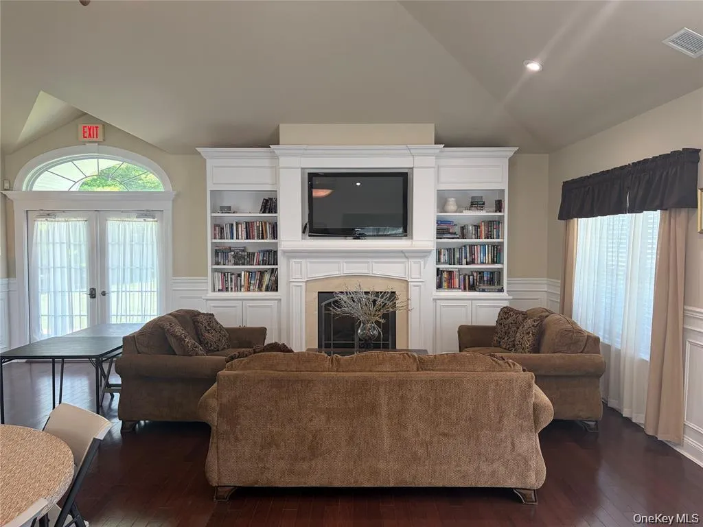 22 Meadow Court, Islip, NY, 2 Bedrooms Bedrooms, 6 Rooms Rooms,2 BathroomsBathrooms,Residential,For Rent,Meadow,0,1029383 22 Meadow Court, Islip, NY, 2 Bedrooms Bedrooms, 6 Rooms Rooms,2 BathroomsBathrooms,Residential,For Rent,Meadow,0,1029383