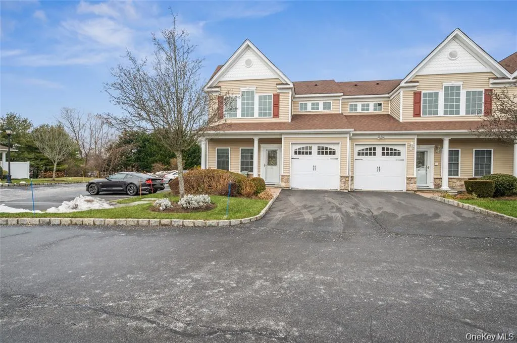 22 Meadow Court, Islip, NY, 2 Bedrooms Bedrooms, 6 Rooms Rooms,2 BathroomsBathrooms,Residential,For Rent,Meadow,0,1029383 22 Meadow Court, Islip, NY, 2 Bedrooms Bedrooms, 6 Rooms Rooms,2 BathroomsBathrooms,Residential,For Rent,Meadow,0,1029383