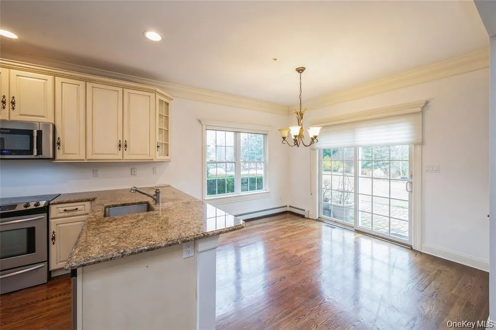 22 Meadow Court, Islip, NY, 2 Bedrooms Bedrooms, 6 Rooms Rooms,2 BathroomsBathrooms,Residential,For Rent,Meadow,0,1029383 22 Meadow Court, Islip, NY, 2 Bedrooms Bedrooms, 6 Rooms Rooms,2 BathroomsBathrooms,Residential,For Rent,Meadow,0,1029383