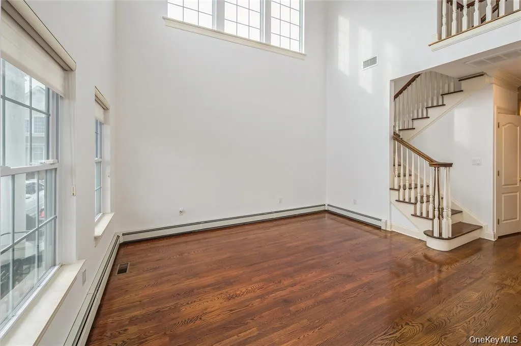 22 Meadow Court, Islip, NY, 2 Bedrooms Bedrooms, 6 Rooms Rooms,2 BathroomsBathrooms,Residential,For Rent,Meadow,0,1029383 22 Meadow Court, Islip, NY, 2 Bedrooms Bedrooms, 6 Rooms Rooms,2 BathroomsBathrooms,Residential,For Rent,Meadow,0,1029383