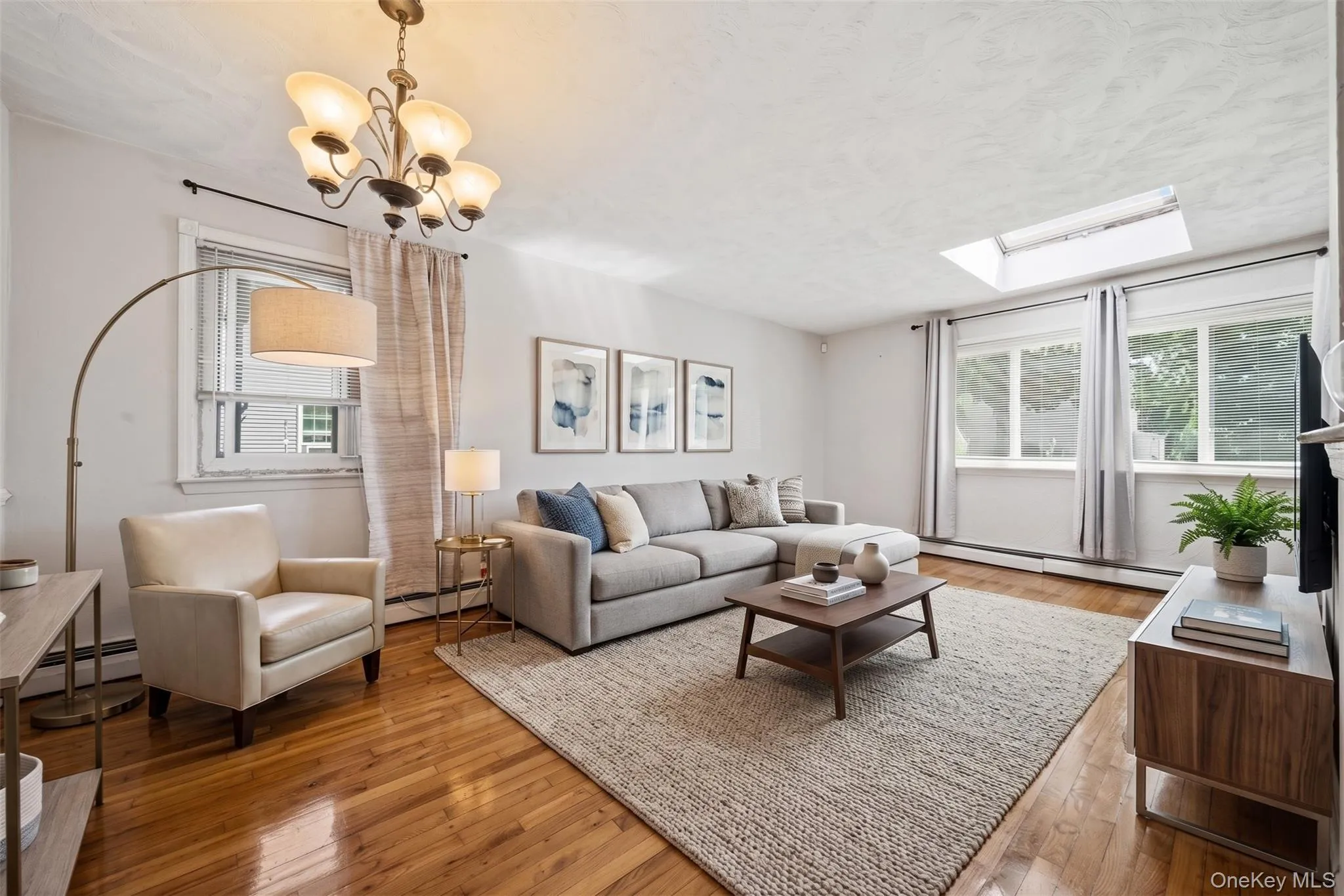 52 15th Street, Babylon, NY, 3 Bedrooms Bedrooms, 6 Rooms Rooms,2 BathroomsBathrooms,Residential,For Rent,15th,0,1029391 52 15th Street, Babylon, NY, 3 Bedrooms Bedrooms, 6 Rooms Rooms,2 BathroomsBathrooms,Residential,For Rent,15th,0,1029391