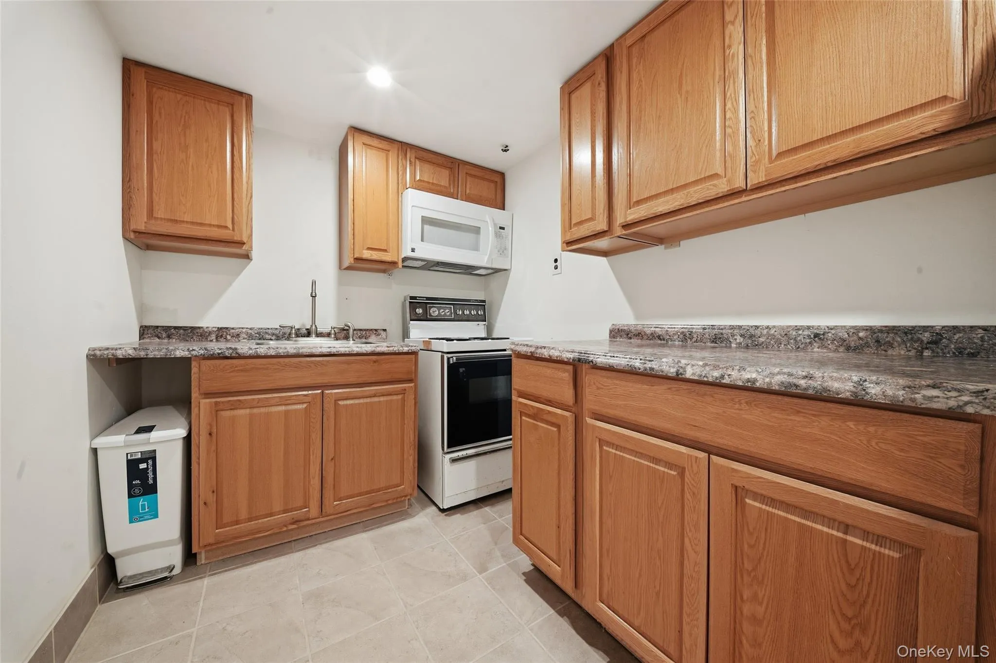 52 15th Street, Babylon, NY, 3 Bedrooms Bedrooms, 6 Rooms Rooms,2 BathroomsBathrooms,Residential,For Rent,15th,0,1029391 52 15th Street, Babylon, NY, 3 Bedrooms Bedrooms, 6 Rooms Rooms,2 BathroomsBathrooms,Residential,For Rent,15th,0,1029391