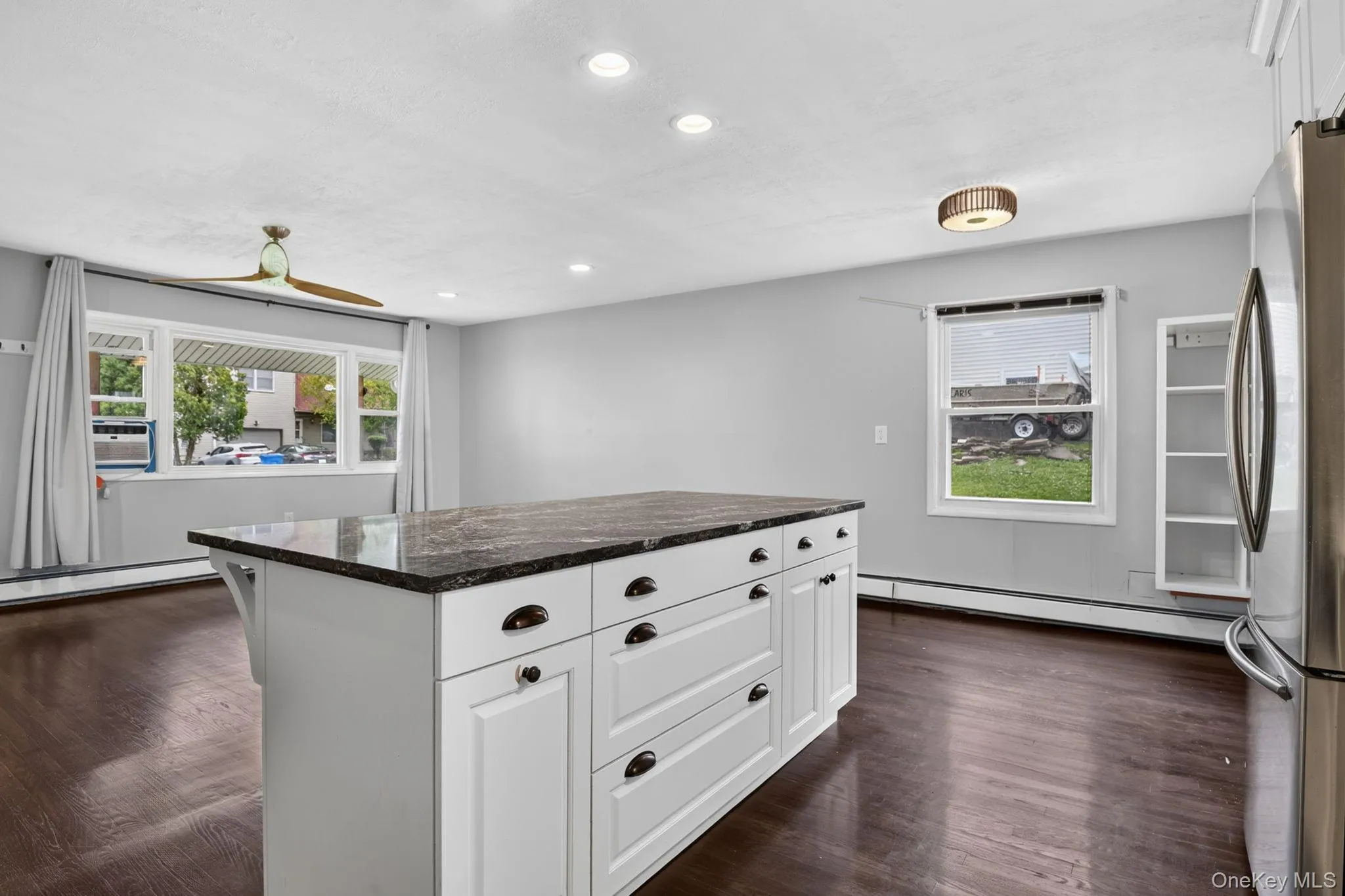 30 Chestnut Avenue, Middletown, NY, 3 Bedrooms Bedrooms, 7 Rooms Rooms,2 BathroomsBathrooms,Residential,For Rent,Chestnut,0,1029395 30 Chestnut Avenue, Middletown, NY, 3 Bedrooms Bedrooms, 7 Rooms Rooms,2 BathroomsBathrooms,Residential,For Rent,Chestnut,0,1029395