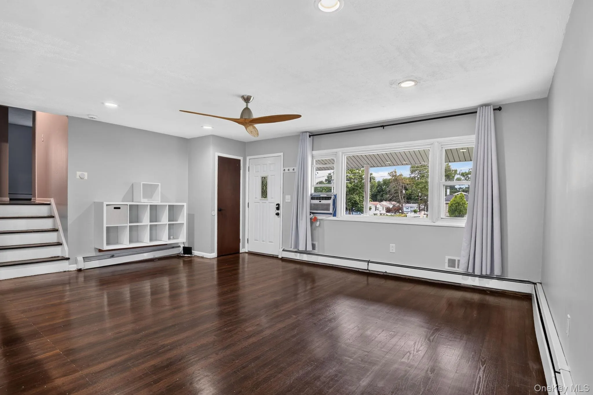 30 Chestnut Avenue, Middletown, NY, 3 Bedrooms Bedrooms, 7 Rooms Rooms,2 BathroomsBathrooms,Residential,For Rent,Chestnut,0,1029395 30 Chestnut Avenue, Middletown, NY, 3 Bedrooms Bedrooms, 7 Rooms Rooms,2 BathroomsBathrooms,Residential,For Rent,Chestnut,0,1029395