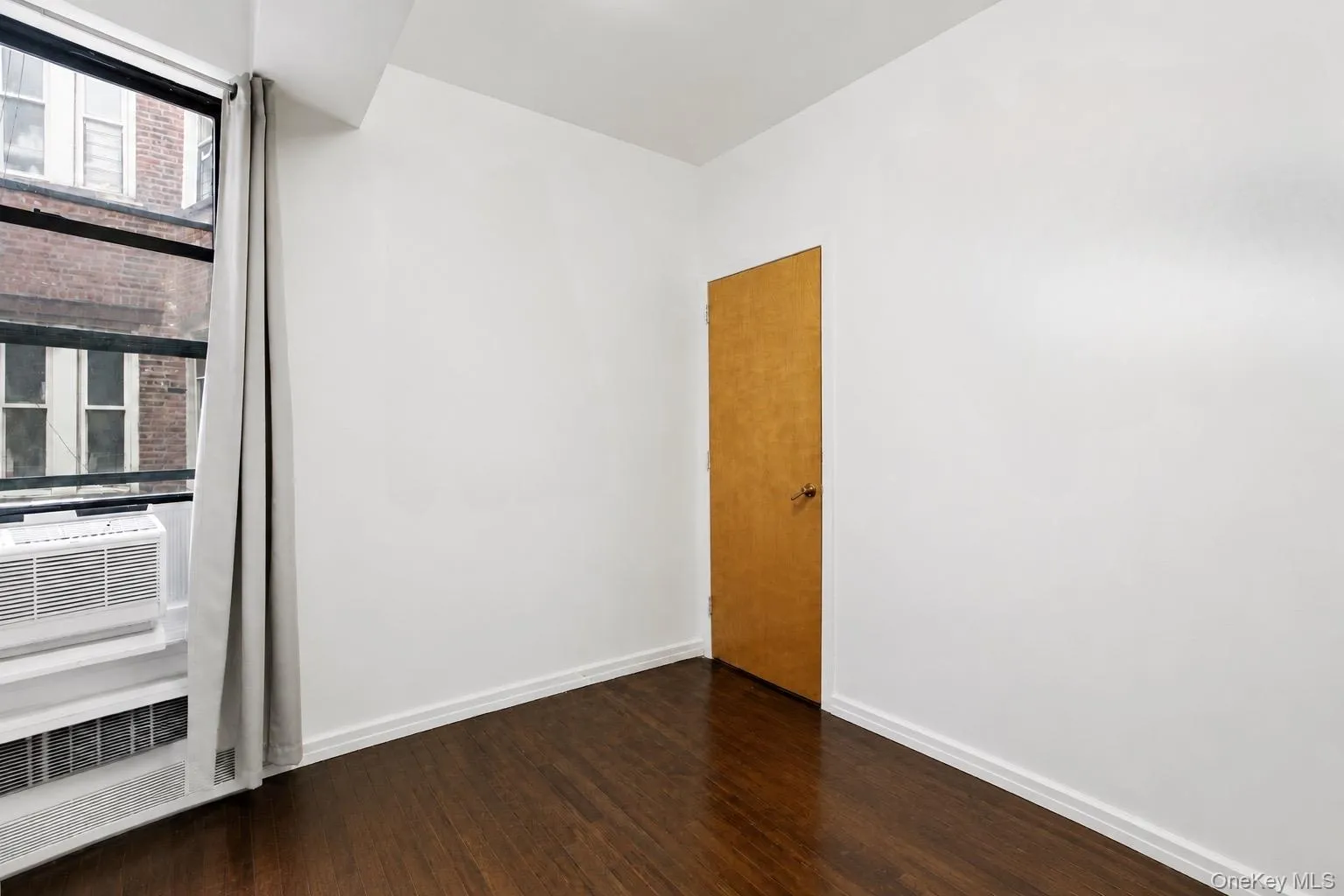 207 West 144th Street, New York, NY, 3 Bedrooms Bedrooms, 9 Rooms Rooms,1 BathroomBathrooms,Residential,For Rent,West 144th,0,1029396 207 West 144th Street, New York, NY, 3 Bedrooms Bedrooms, 9 Rooms Rooms,1 BathroomBathrooms,Residential,For Rent,West 144th,0,1029396