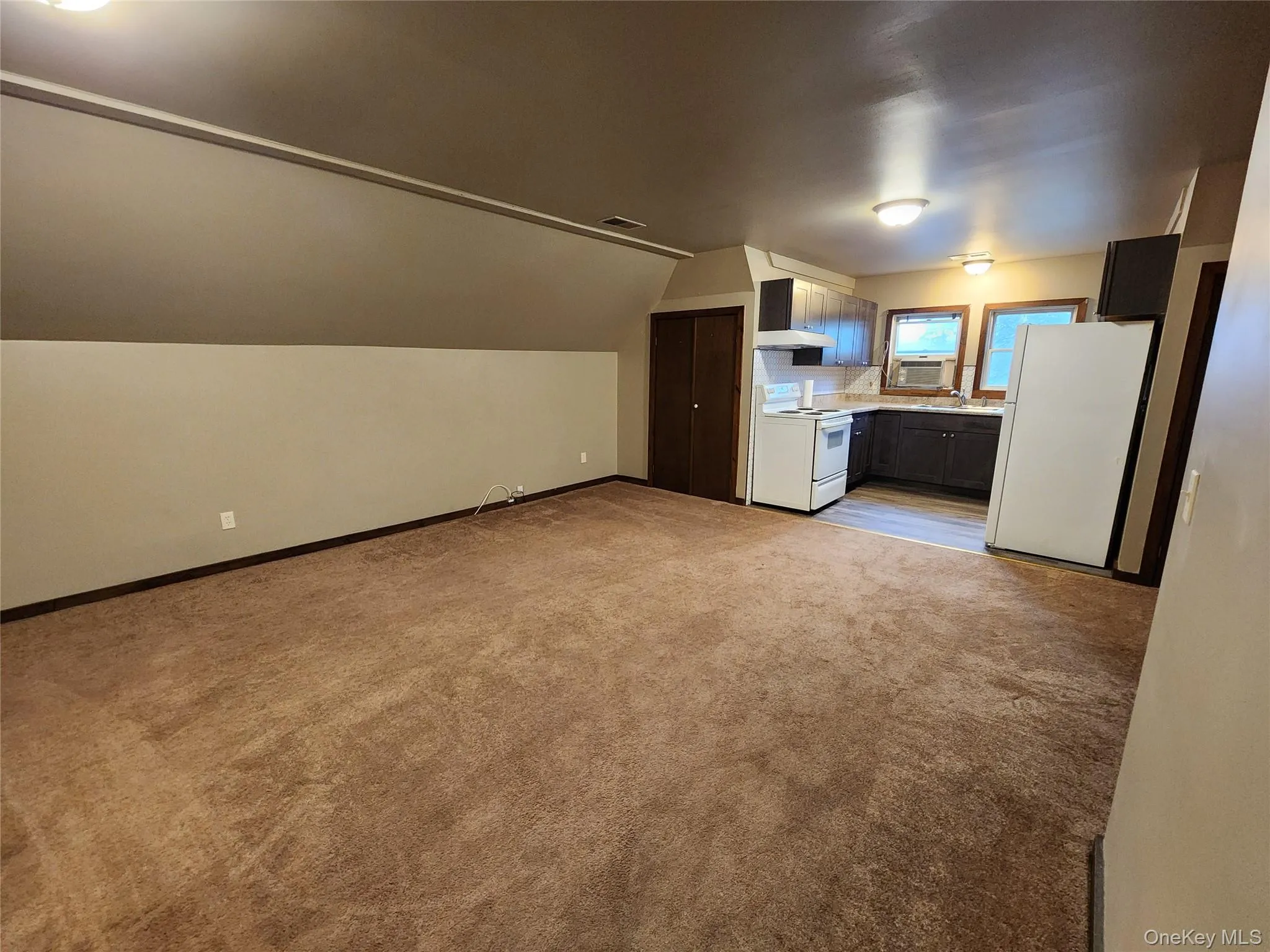 7 Hudson Street, Port Jervis, NY, 1 Bedroom Bedrooms, 3 Rooms Rooms,1 BathroomBathrooms,Residential Lease,For Rent,Hudson,0,1029398 7 Hudson Street, Port Jervis, NY, 1 Bedroom Bedrooms, 3 Rooms Rooms,1 BathroomBathrooms,Residential Lease,For Rent,Hudson,0,1029398
