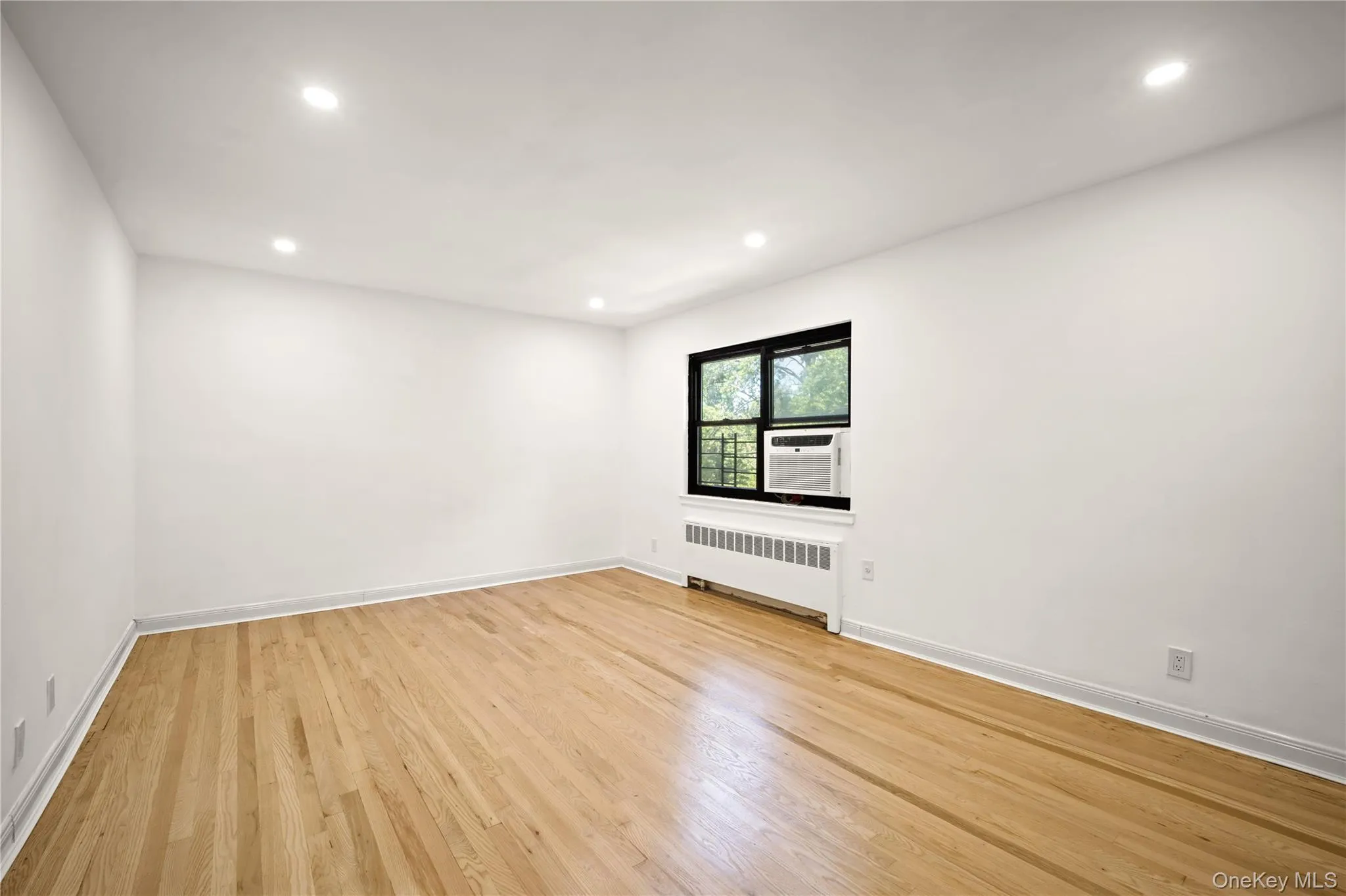 73-10 Springfield Boulevard, New York, NY, 2 Bedrooms Bedrooms, 5 Rooms Rooms,1 BathroomBathrooms,Residential Lease,For Rent,Springfield,0,1029406 73-10 Springfield Boulevard, New York, NY, 2 Bedrooms Bedrooms, 5 Rooms Rooms,1 BathroomBathrooms,Residential Lease,For Rent,Springfield,0,1029406