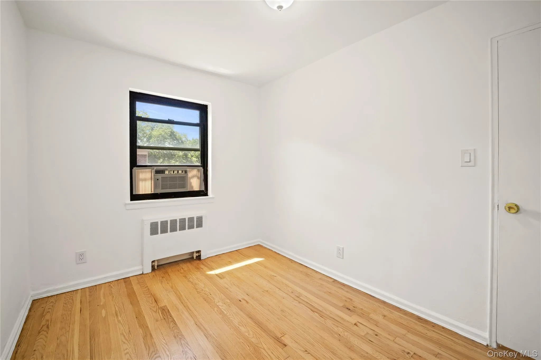 73-10 Springfield Boulevard, New York, NY, 2 Bedrooms Bedrooms, 5 Rooms Rooms,1 BathroomBathrooms,Residential Lease,For Rent,Springfield,0,1029406 73-10 Springfield Boulevard, New York, NY, 2 Bedrooms Bedrooms, 5 Rooms Rooms,1 BathroomBathrooms,Residential Lease,For Rent,Springfield,0,1029406