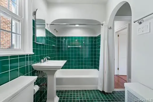169-56 24 Avenue, New York, NY, 3 Bedrooms Bedrooms, 6 Rooms Rooms,2 BathroomsBathrooms,Residential,For Rent,24,0,1029407 169-56 24 Avenue, New York, NY, 3 Bedrooms Bedrooms, 6 Rooms Rooms,2 BathroomsBathrooms,Residential,For Rent,24,0,1029407