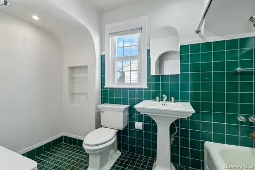 169-56 24 Avenue, New York, NY, 3 Bedrooms Bedrooms, 6 Rooms Rooms,2 BathroomsBathrooms,Residential,For Rent,24,0,1029407 169-56 24 Avenue, New York, NY, 3 Bedrooms Bedrooms, 6 Rooms Rooms,2 BathroomsBathrooms,Residential,For Rent,24,0,1029407