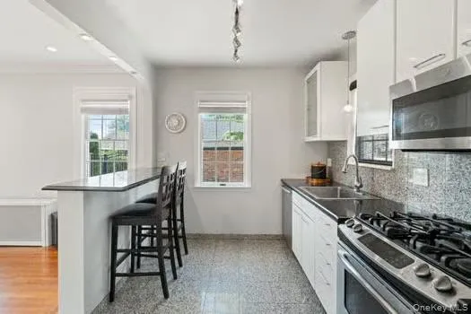 169-56 24 Avenue, New York, NY, 3 Bedrooms Bedrooms, 6 Rooms Rooms,2 BathroomsBathrooms,Residential,For Rent,24,0,1029407 169-56 24 Avenue, New York, NY, 3 Bedrooms Bedrooms, 6 Rooms Rooms,2 BathroomsBathrooms,Residential,For Rent,24,0,1029407