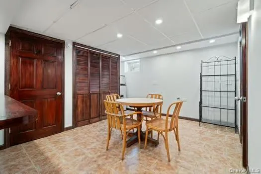 169-56 24 Avenue, New York, NY, 3 Bedrooms Bedrooms, 6 Rooms Rooms,2 BathroomsBathrooms,Residential,For Rent,24,0,1029407 169-56 24 Avenue, New York, NY, 3 Bedrooms Bedrooms, 6 Rooms Rooms,2 BathroomsBathrooms,Residential,For Rent,24,0,1029407