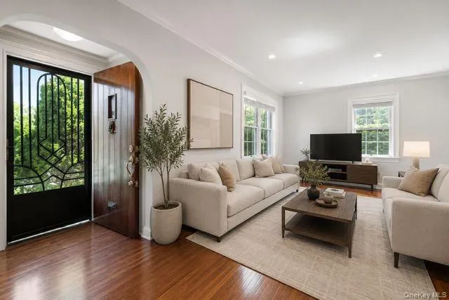 169-56 24 Avenue, New York, NY, 3 Bedrooms Bedrooms, 6 Rooms Rooms,2 BathroomsBathrooms,Residential,For Rent,24,0,1029407 169-56 24 Avenue, New York, NY, 3 Bedrooms Bedrooms, 6 Rooms Rooms,2 BathroomsBathrooms,Residential,For Rent,24,0,1029407