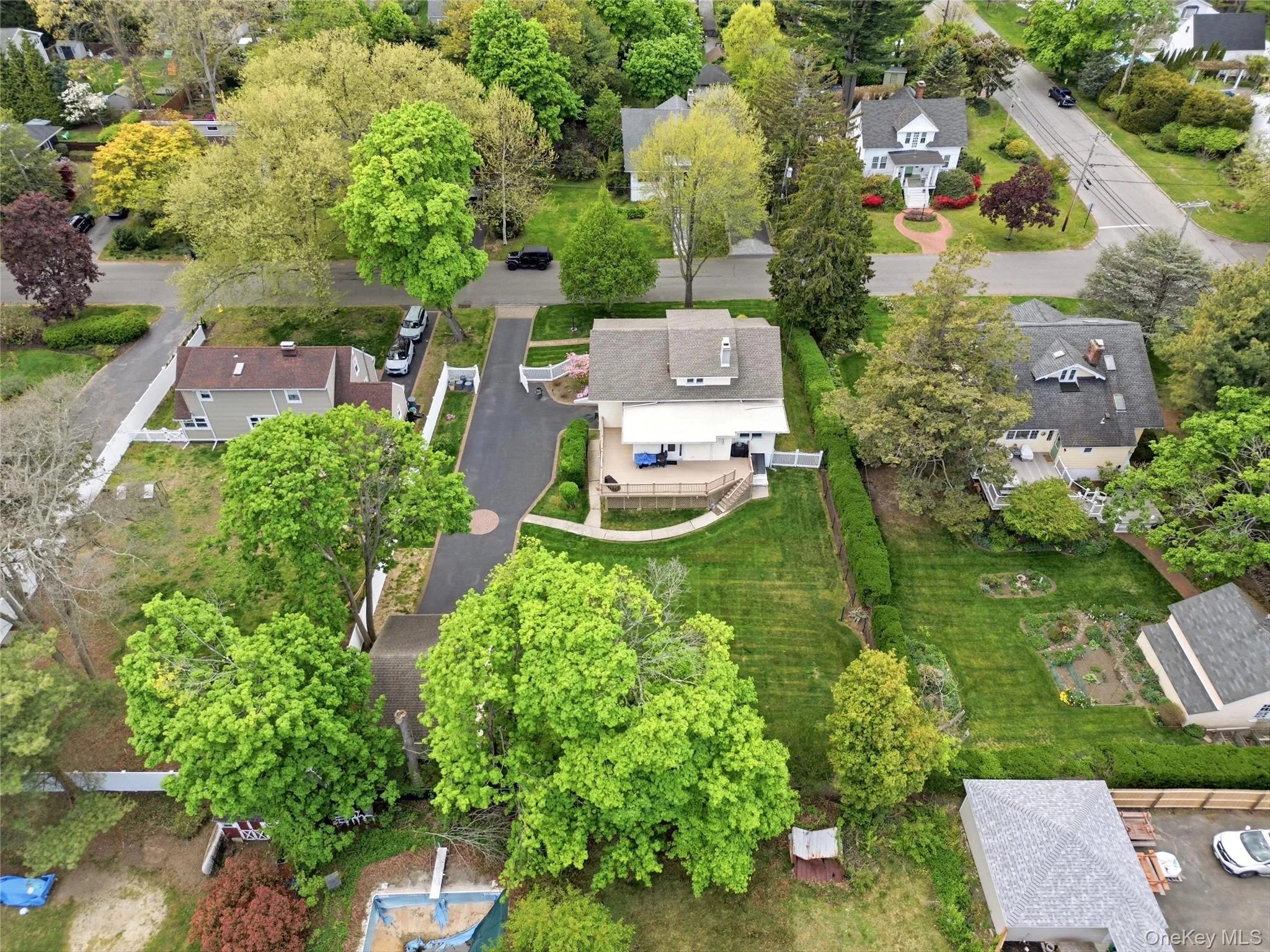 414 Potter Boulevard, Islip, NY, 4 Bedrooms Bedrooms, 8 Rooms Rooms,2 BathroomsBathrooms,Residential,For Rent,Potter,0,1029408 414 Potter Boulevard, Islip, NY, 4 Bedrooms Bedrooms, 8 Rooms Rooms,2 BathroomsBathrooms,Residential,For Rent,Potter,0,1029408