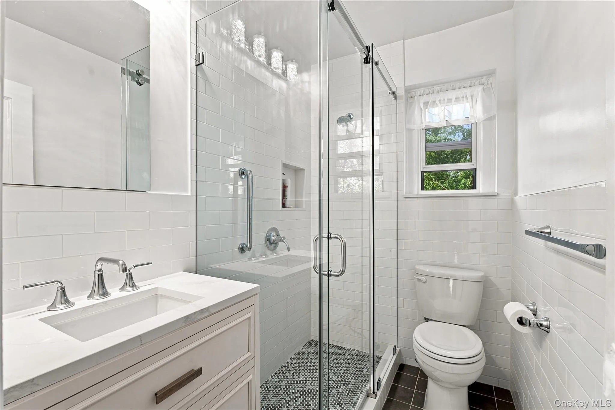 5410 Netherland Ave, New York, NY, 5 Bedrooms Bedrooms, 11 Rooms Rooms,3 BathroomsBathrooms,Residential,For Rent,Netherland Ave,0,1029409 5410 Netherland Ave, New York, NY, 5 Bedrooms Bedrooms, 11 Rooms Rooms,3 BathroomsBathrooms,Residential,For Rent,Netherland Ave,0,1029409