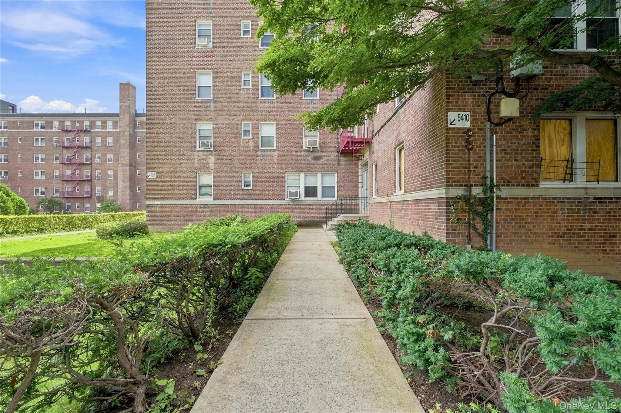5410 Netherland Ave, New York, NY, 5 Bedrooms Bedrooms, 11 Rooms Rooms,3 BathroomsBathrooms,Residential,For Rent,Netherland Ave,0,1029409 5410 Netherland Ave, New York, NY, 5 Bedrooms Bedrooms, 11 Rooms Rooms,3 BathroomsBathrooms,Residential,For Rent,Netherland Ave,0,1029409