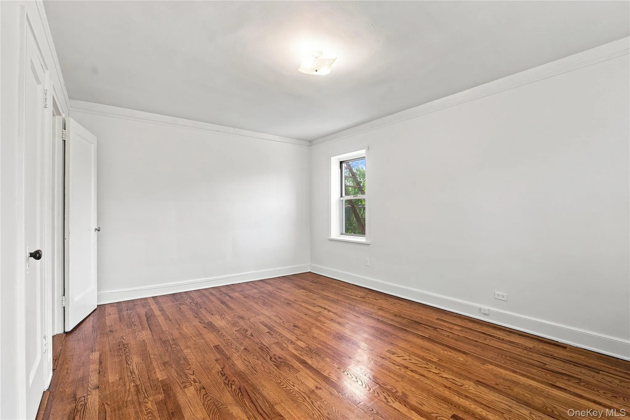 5410 Netherland Ave, New York, NY, 5 Bedrooms Bedrooms, 11 Rooms Rooms,3 BathroomsBathrooms,Residential,For Rent,Netherland Ave,0,1029409 5410 Netherland Ave, New York, NY, 5 Bedrooms Bedrooms, 11 Rooms Rooms,3 BathroomsBathrooms,Residential,For Rent,Netherland Ave,0,1029409