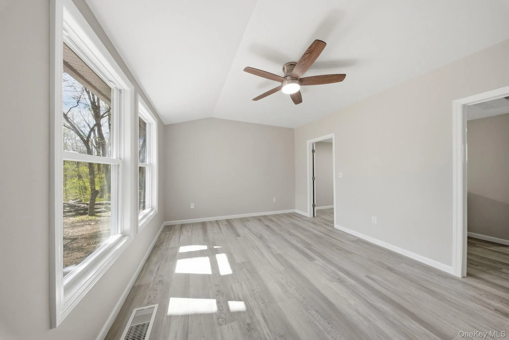 24 Farmingdale Lane, Wallkill, NY, 4 Bedrooms Bedrooms, 9 Rooms Rooms,3 BathroomsBathrooms,Residential,For Rent,Farmingdale,0,1029410 24 Farmingdale Lane, Wallkill, NY, 4 Bedrooms Bedrooms, 9 Rooms Rooms,3 BathroomsBathrooms,Residential,For Rent,Farmingdale,0,1029410