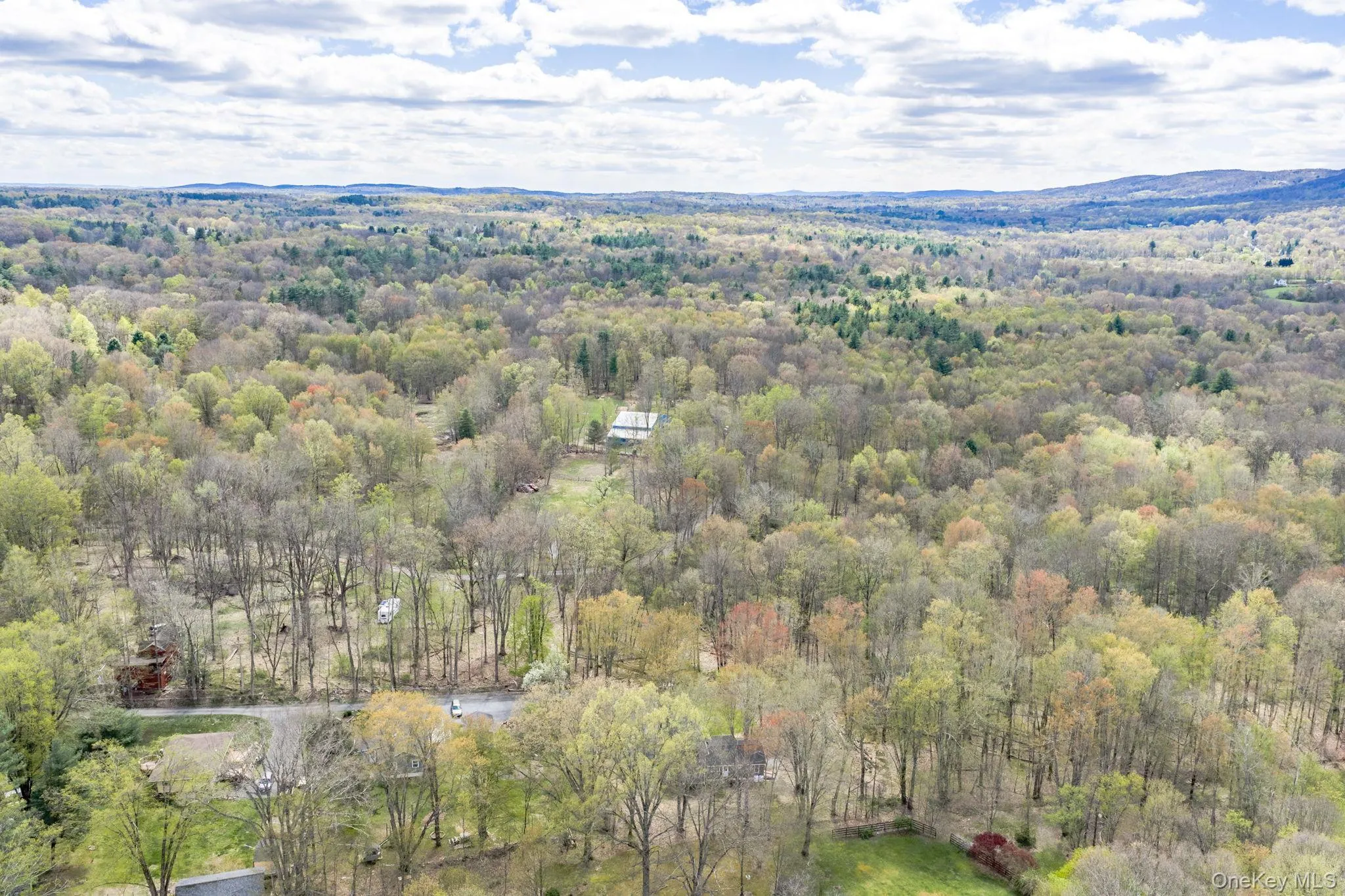 24 Farmingdale Lane, Wallkill, NY, 4 Bedrooms Bedrooms, 9 Rooms Rooms,3 BathroomsBathrooms,Residential,For Rent,Farmingdale,0,1029410 24 Farmingdale Lane, Wallkill, NY, 4 Bedrooms Bedrooms, 9 Rooms Rooms,3 BathroomsBathrooms,Residential,For Rent,Farmingdale,0,1029410