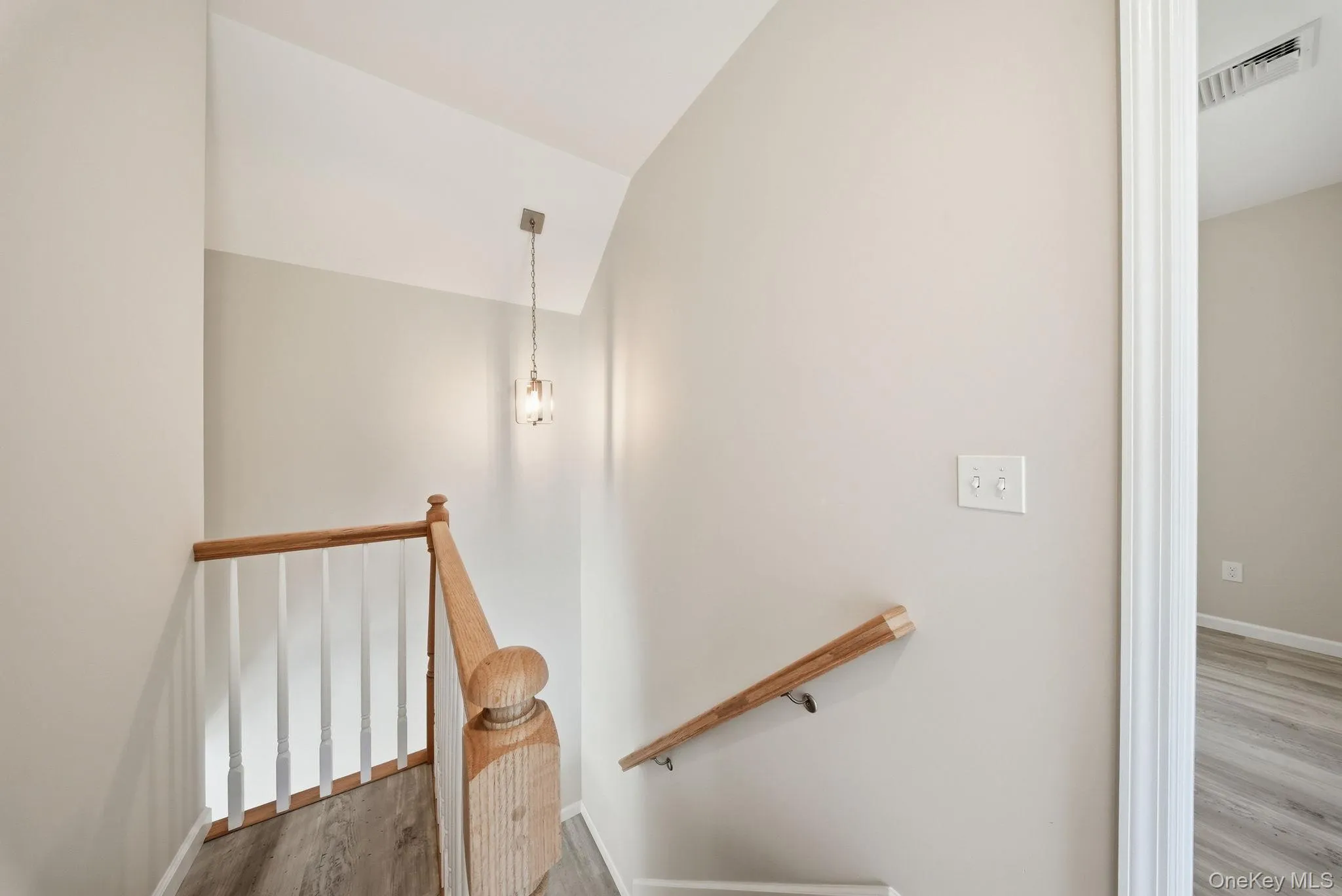 24 Farmingdale Lane, Wallkill, NY, 4 Bedrooms Bedrooms, 9 Rooms Rooms,3 BathroomsBathrooms,Residential,For Rent,Farmingdale,0,1029410 24 Farmingdale Lane, Wallkill, NY, 4 Bedrooms Bedrooms, 9 Rooms Rooms,3 BathroomsBathrooms,Residential,For Rent,Farmingdale,0,1029410