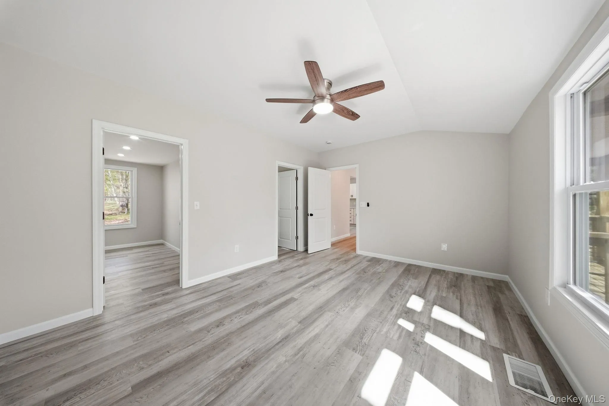 24 Farmingdale Lane, Wallkill, NY, 4 Bedrooms Bedrooms, 9 Rooms Rooms,3 BathroomsBathrooms,Residential,For Rent,Farmingdale,0,1029410 24 Farmingdale Lane, Wallkill, NY, 4 Bedrooms Bedrooms, 9 Rooms Rooms,3 BathroomsBathrooms,Residential,For Rent,Farmingdale,0,1029410