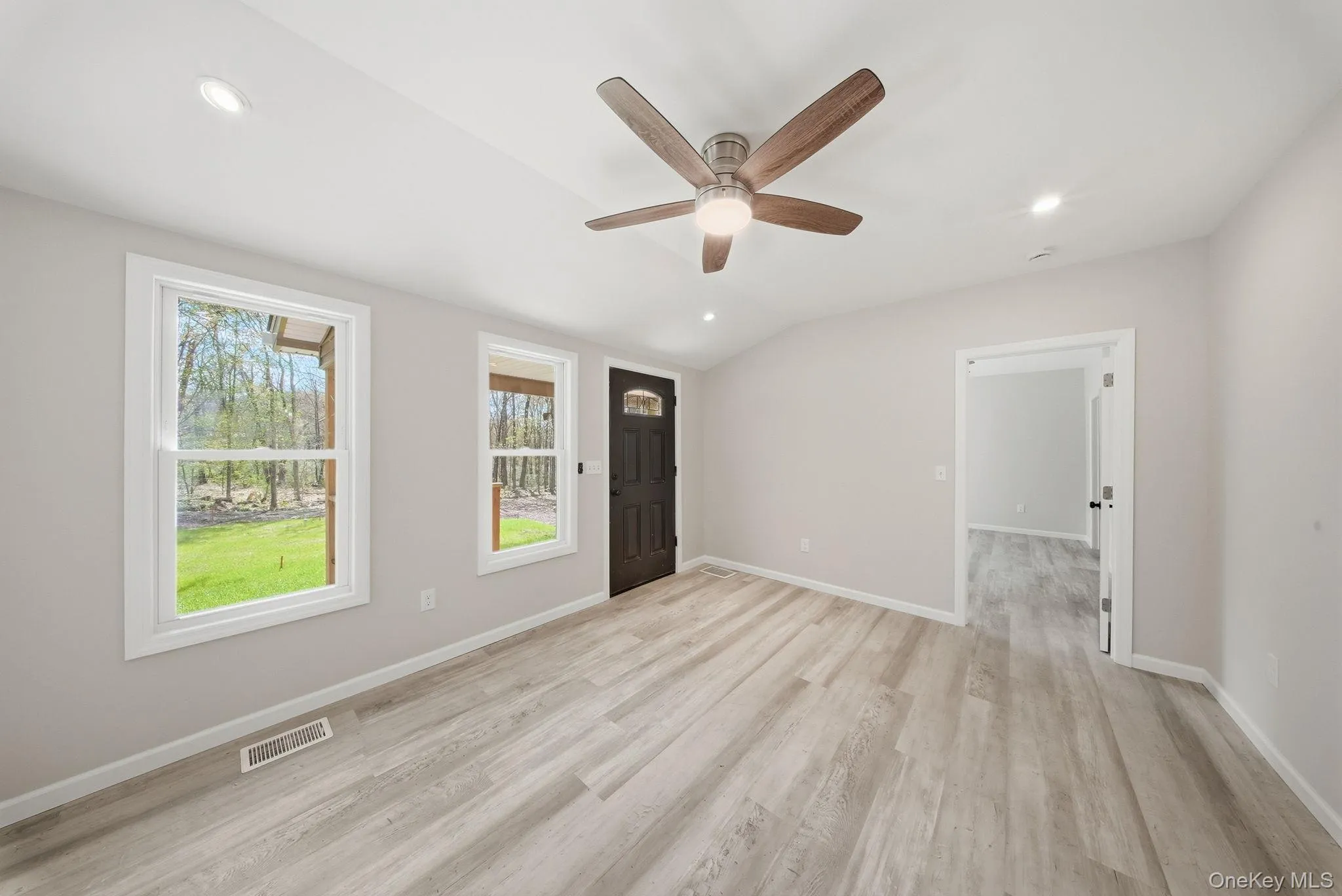 24 Farmingdale Lane, Wallkill, NY, 4 Bedrooms Bedrooms, 9 Rooms Rooms,3 BathroomsBathrooms,Residential,For Rent,Farmingdale,0,1029410 24 Farmingdale Lane, Wallkill, NY, 4 Bedrooms Bedrooms, 9 Rooms Rooms,3 BathroomsBathrooms,Residential,For Rent,Farmingdale,0,1029410