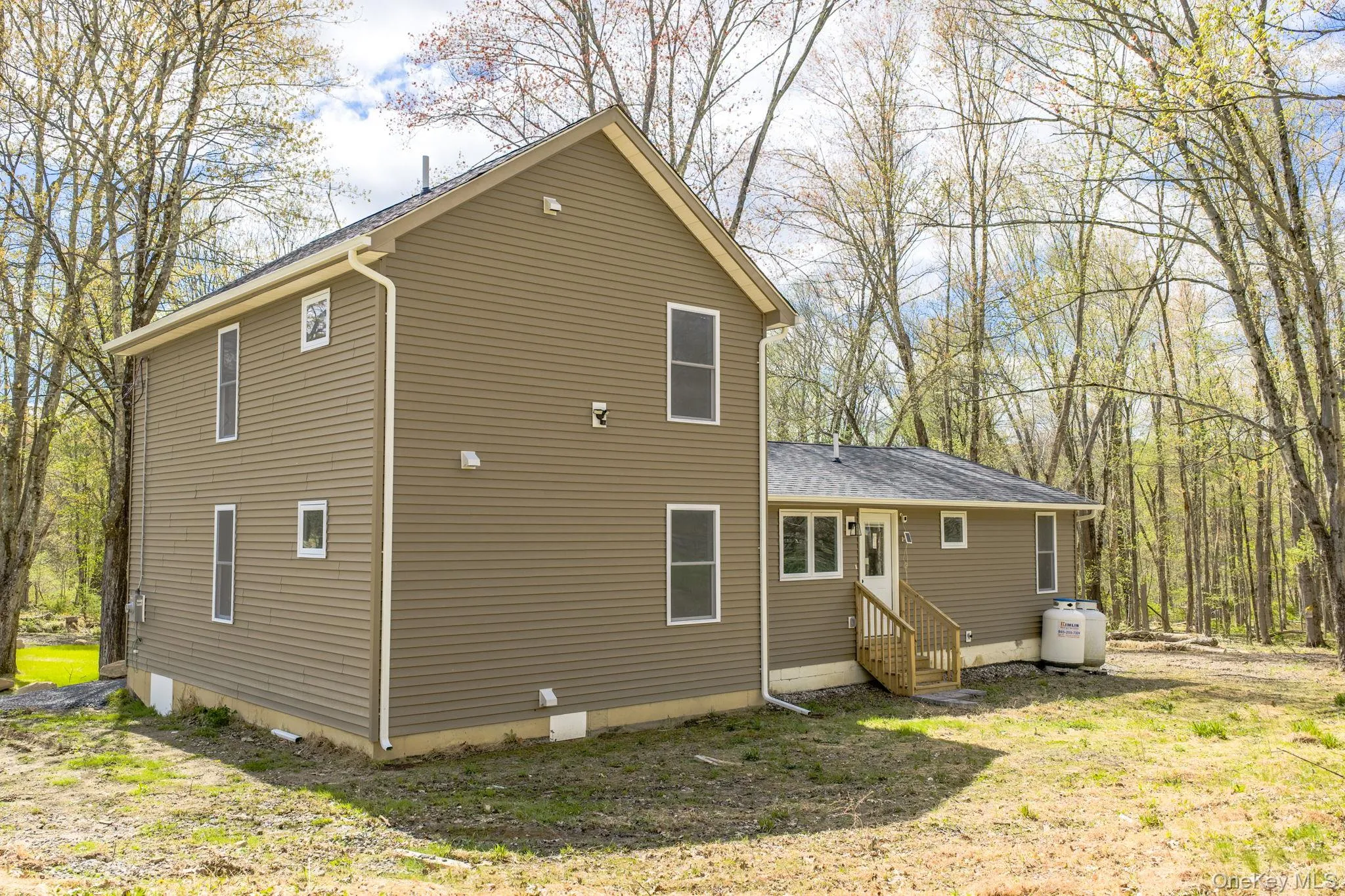 24 Farmingdale Lane, Wallkill, NY, 4 Bedrooms Bedrooms, 9 Rooms Rooms,3 BathroomsBathrooms,Residential,For Rent,Farmingdale,0,1029410 24 Farmingdale Lane, Wallkill, NY, 4 Bedrooms Bedrooms, 9 Rooms Rooms,3 BathroomsBathrooms,Residential,For Rent,Farmingdale,0,1029410