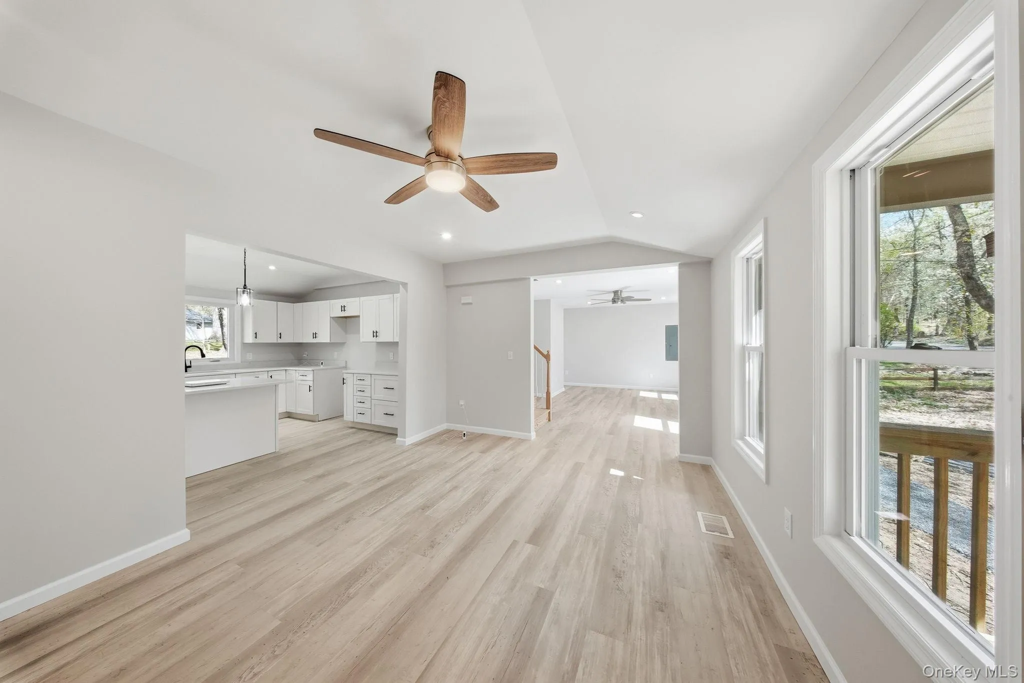 24 Farmingdale Lane, Wallkill, NY, 4 Bedrooms Bedrooms, 9 Rooms Rooms,3 BathroomsBathrooms,Residential,For Rent,Farmingdale,0,1029410 24 Farmingdale Lane, Wallkill, NY, 4 Bedrooms Bedrooms, 9 Rooms Rooms,3 BathroomsBathrooms,Residential,For Rent,Farmingdale,0,1029410