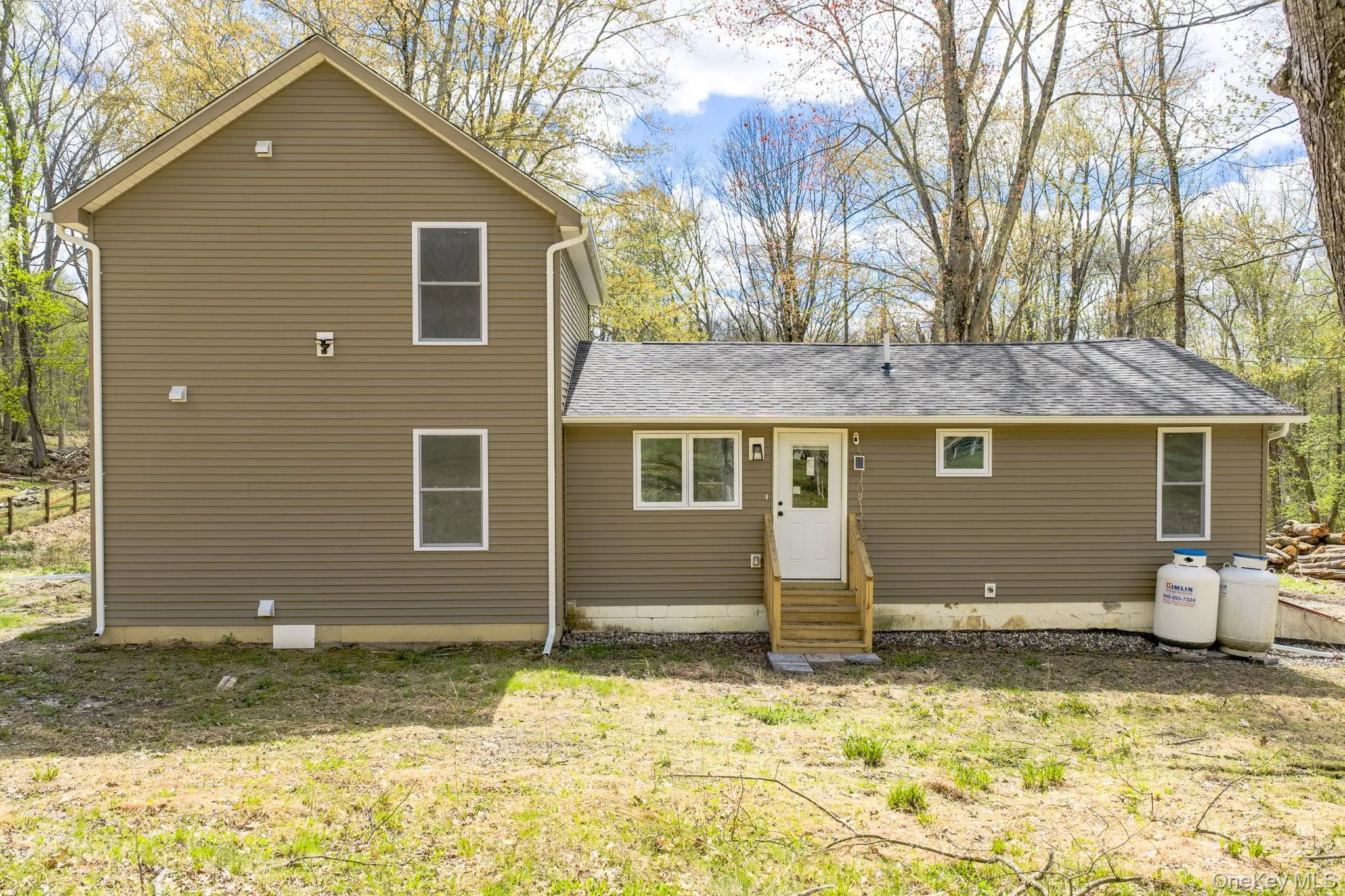 24 Farmingdale Lane, Wallkill, NY, 4 Bedrooms Bedrooms, 9 Rooms Rooms,3 BathroomsBathrooms,Residential,For Rent,Farmingdale,0,1029410 24 Farmingdale Lane, Wallkill, NY, 4 Bedrooms Bedrooms, 9 Rooms Rooms,3 BathroomsBathrooms,Residential,For Rent,Farmingdale,0,1029410