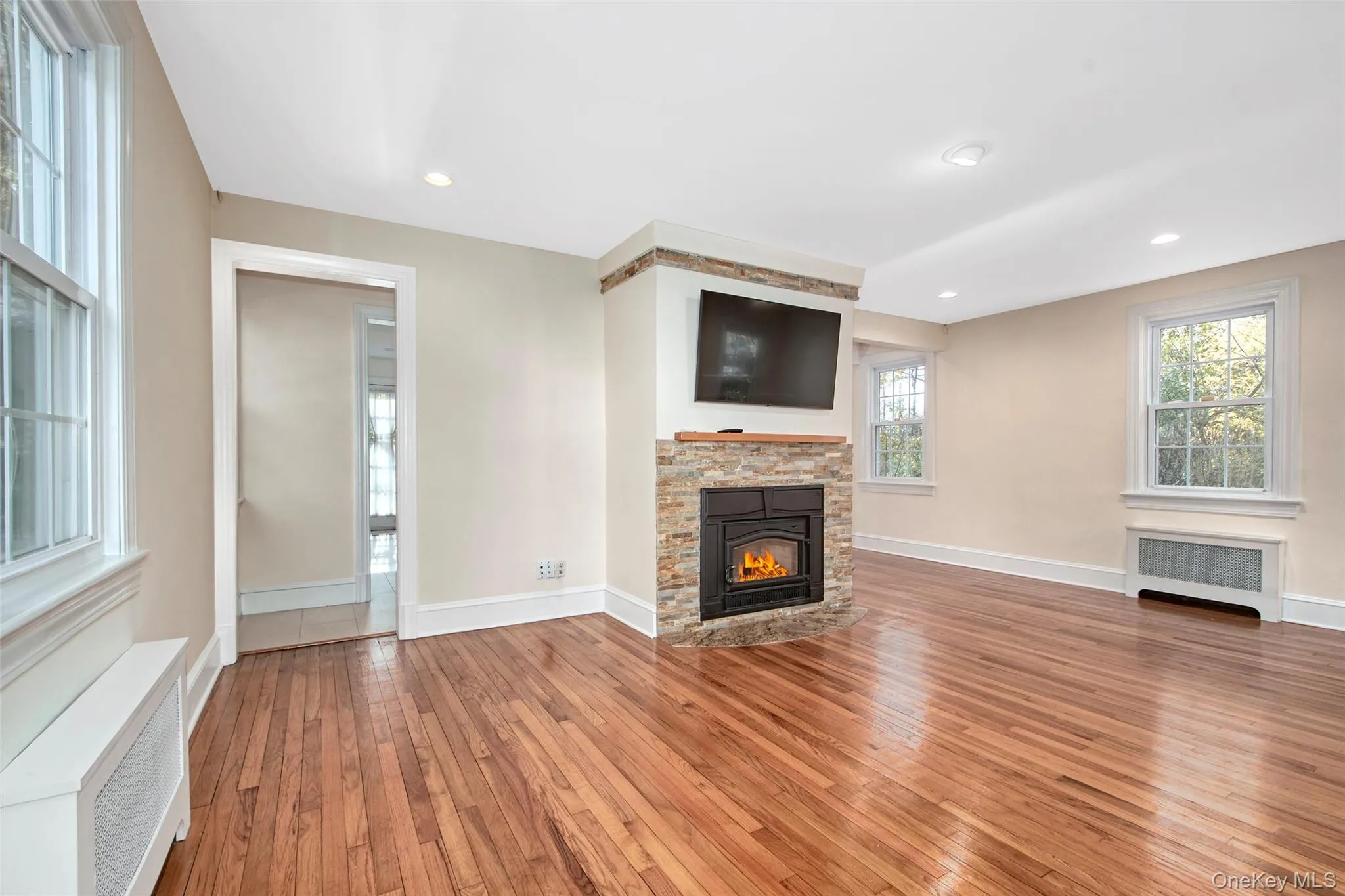 17 Haven Avenue, Rye City, NY, 2 Bedrooms Bedrooms, 5 Rooms Rooms,2 BathroomsBathrooms,Residential Lease,For Rent,Haven,0,1029411 17 Haven Avenue, Rye City, NY, 2 Bedrooms Bedrooms, 5 Rooms Rooms,2 BathroomsBathrooms,Residential Lease,For Rent,Haven,0,1029411