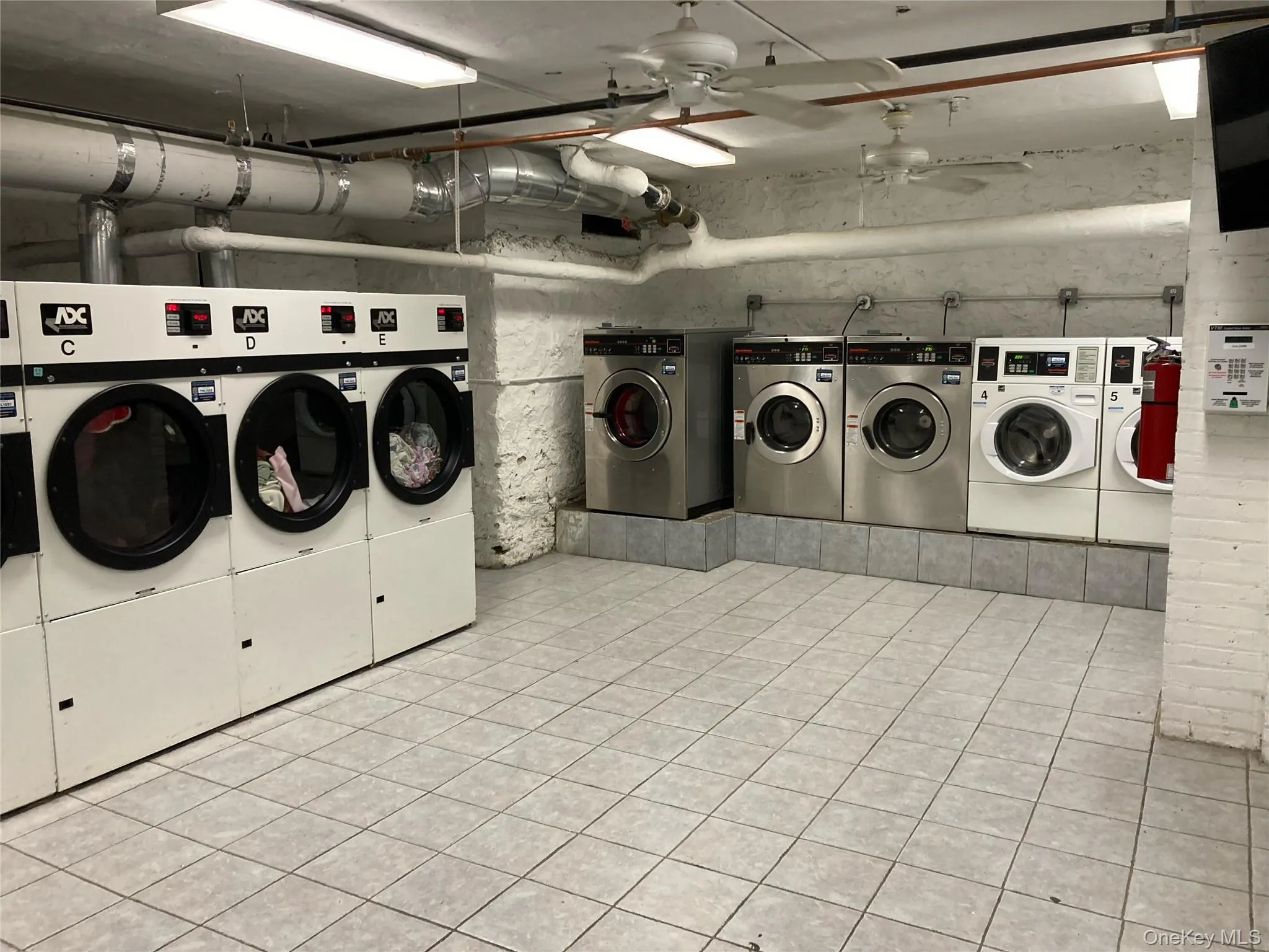 2166 Bronx Park, New York, NY, 2 Bedrooms Bedrooms, 5 Rooms Rooms,2 BathroomsBathrooms,Residential,For Rent,Bronx,0,1029412 2166 Bronx Park, New York, NY, 2 Bedrooms Bedrooms, 5 Rooms Rooms,2 BathroomsBathrooms,Residential,For Rent,Bronx,0,1029412