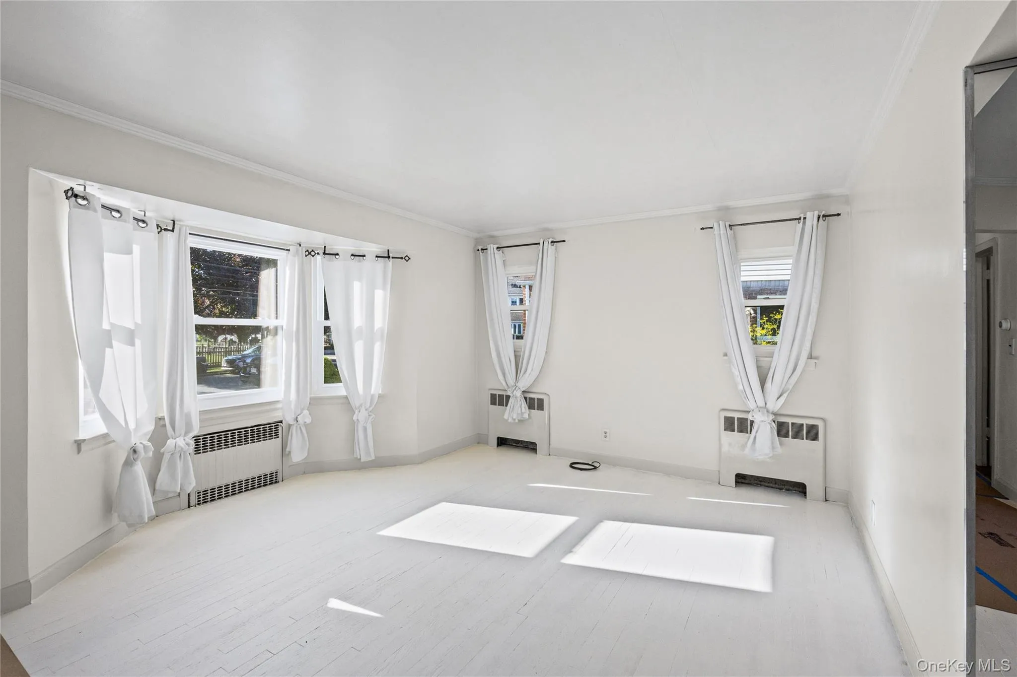 6 Grenville Court, Hempstead, NY, 4 Bedrooms Bedrooms, 7 Rooms Rooms,2 BathroomsBathrooms,Residential,For Rent,Grenville,0,1029421 6 Grenville Court, Hempstead, NY, 4 Bedrooms Bedrooms, 7 Rooms Rooms,2 BathroomsBathrooms,Residential,For Rent,Grenville,0,1029421