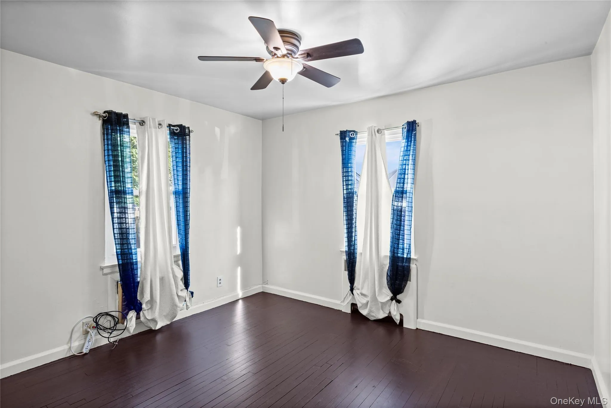 6 Grenville Court, Hempstead, NY, 4 Bedrooms Bedrooms, 7 Rooms Rooms,2 BathroomsBathrooms,Residential,For Rent,Grenville,0,1029421 6 Grenville Court, Hempstead, NY, 4 Bedrooms Bedrooms, 7 Rooms Rooms,2 BathroomsBathrooms,Residential,For Rent,Grenville,0,1029421
