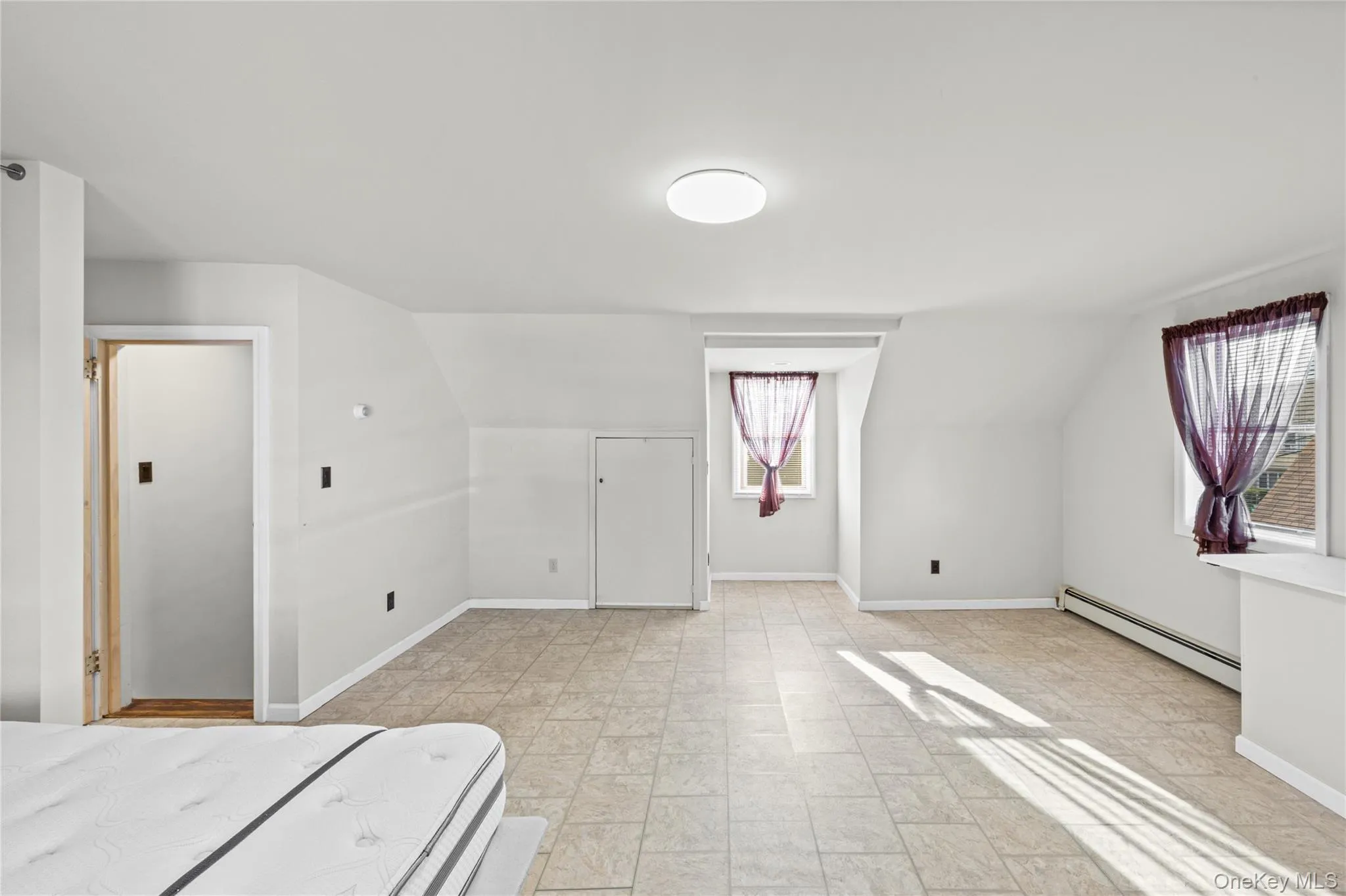 6 Grenville Court, Hempstead, NY, 4 Bedrooms Bedrooms, 7 Rooms Rooms,2 BathroomsBathrooms,Residential,For Rent,Grenville,0,1029421 6 Grenville Court, Hempstead, NY, 4 Bedrooms Bedrooms, 7 Rooms Rooms,2 BathroomsBathrooms,Residential,For Rent,Grenville,0,1029421